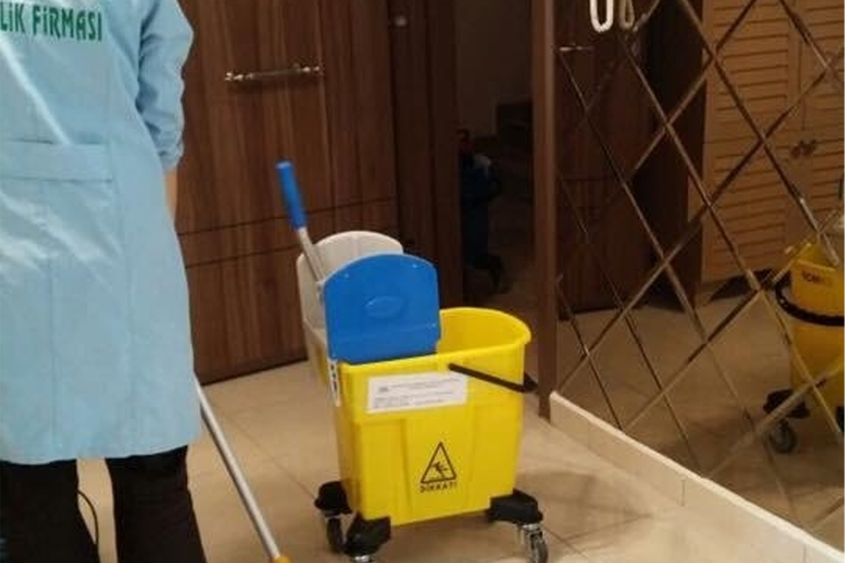 Yeşil Kadro ile Ümraniye'de Uygun Fiyatlı Temizlik Hizmetleri